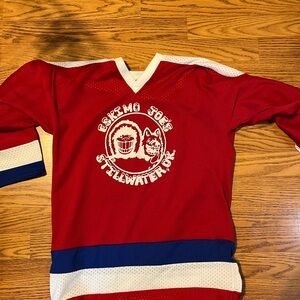 Vintage hockey jersey: youth large